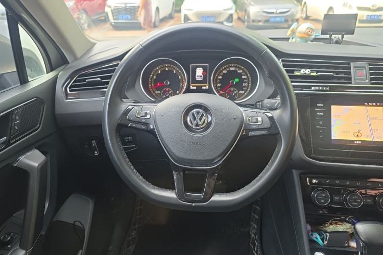 Used Volkswagen Tiguan L 2019 330TSI Automatic Two-Wheel Drive Panoramic Comfort Edition China VI Standard Steering Wheel