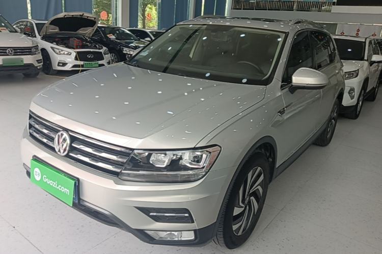 Used Volkswagen Tiguan L 2019 Updated Version 330TSI Automatic Two-Wheel Drive Panoramic Comfort Edition China VI Standard Guazi used car, China used car export, Used car for sale, Used  cars, Cheapest cars for sale