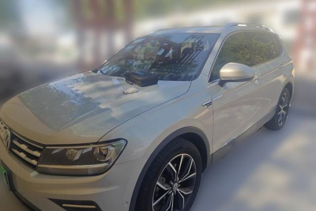 Used Volkswagen Tiguan L 2019 330TSI Automatic Two-Wheel Drive Smart Luxury Version China VI Standard