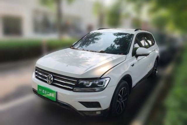 Ojetý Volkswagen Tiguan L 2019 330TSI Automatic Two-Wheel Drive Luxury Edition China VI Standard