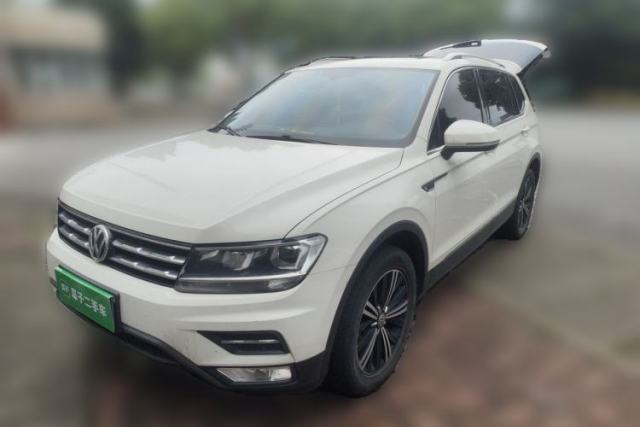 Used Volkswagen Tiguan L 2019 Revised Version 330TSI Automatic Two-Wheel Drive Panoramic Comfort Edition China V Standard