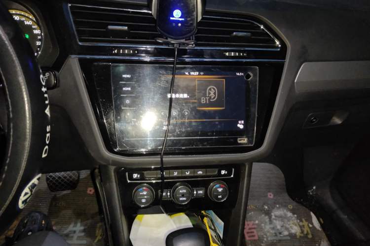 Used Volkswagen Tiguan L 2019 Revised Version 280TSI Automatic Two-Wheel Drive Panoramic Comfort Edition China VI Standard Audio And AC Panel