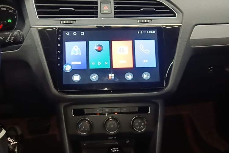 Used Volkswagen Tiguan L 2019 330TSI Automatic Two-Wheel Drive Luxury Edition China V Standard Audio And AC Panel