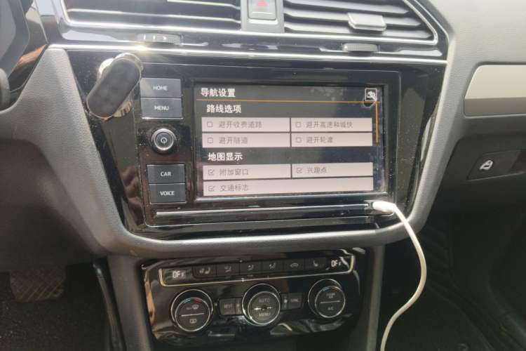 Used Volkswagen Tiguan L 2019 330TSI Automatic Two-Wheel Drive Smart Luxury Version China VI Standard Audio And AC Panel