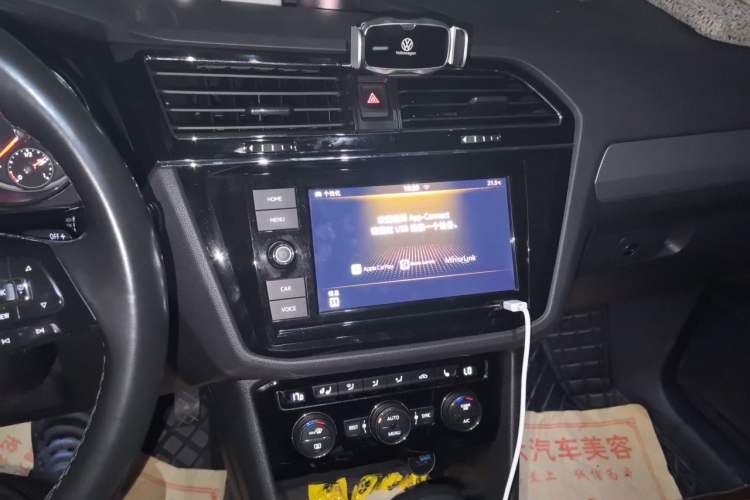 Used Volkswagen Tiguan L 2019 380TSI Automatic All-Wheel Drive Luxury Edition China VI Standard Audio And AC Panel