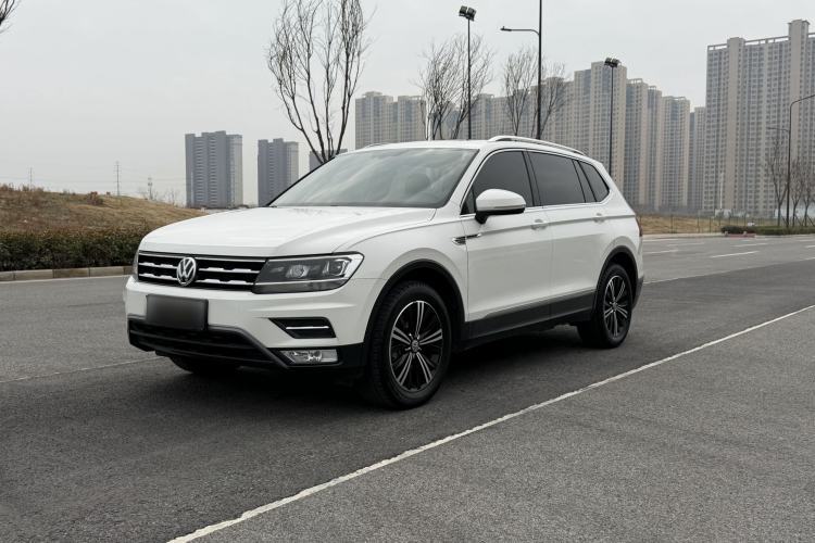 Used Volkswagen Tiguan L 2019 Updated Version 330TSI Automatic Two-Wheel Drive Panoramic Comfort Edition China VI Standard Guazi used car, China used car export, Used car for sale, Used cars, Cheapest cars for sale