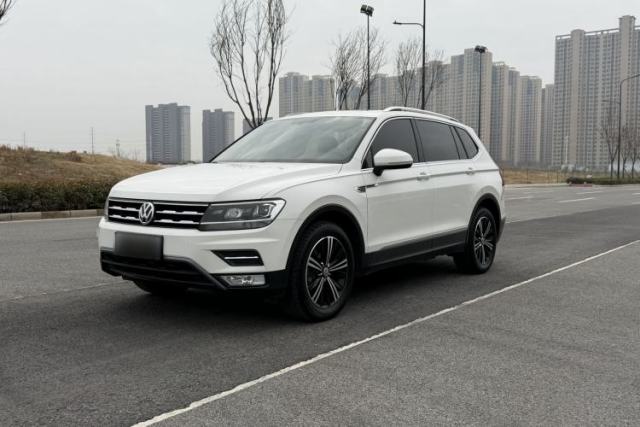 Used Volkswagen Tiguan L 2019 Updated Version 330TSI Automatic Two-Wheel Drive Panoramic Comfort Edition China VI Standard