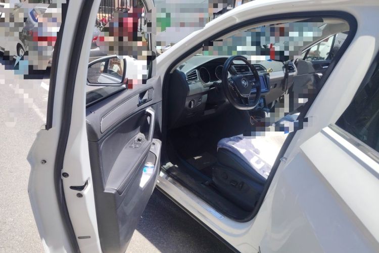 Used Volkswagen Tiguan L 2019 330TSI Automatic Two-Wheel Drive Smart Luxury Version China VI Standard Driver Seat