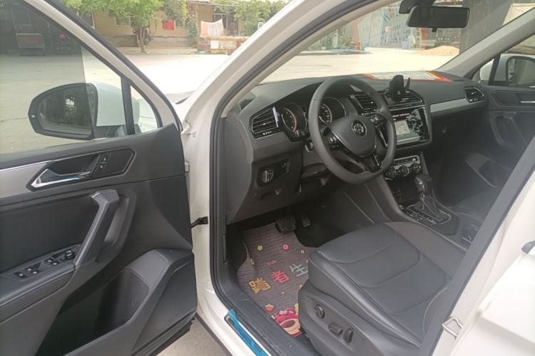 Used Volkswagen Tiguan L 2019 Revised Version 280TSI Automatic Two-Wheel Drive Panoramic Comfort Edition China VI Standard Driver Seat
