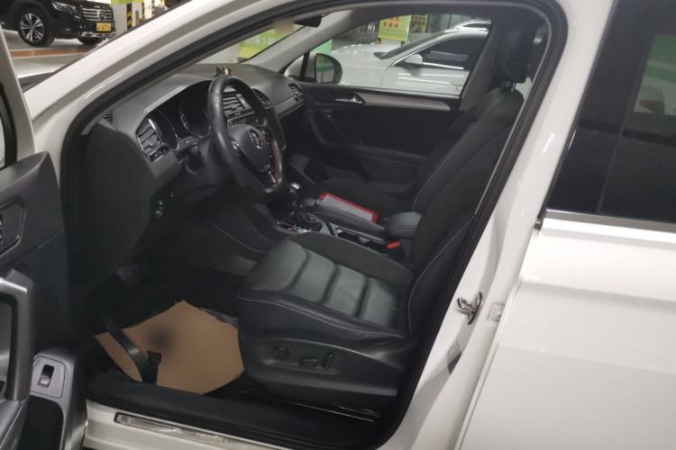 Used Volkswagen Tiguan L 2019 330TSI Automatic Two-Wheel Drive Smart Luxury Version China VI Standard Driver Seat