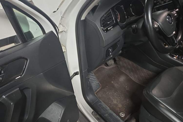 Used Volkswagen Tiguan L 2019 330TSI Automatic Two-Wheel Drive Panoramic Comfort Edition China VI Standard Driver Seat