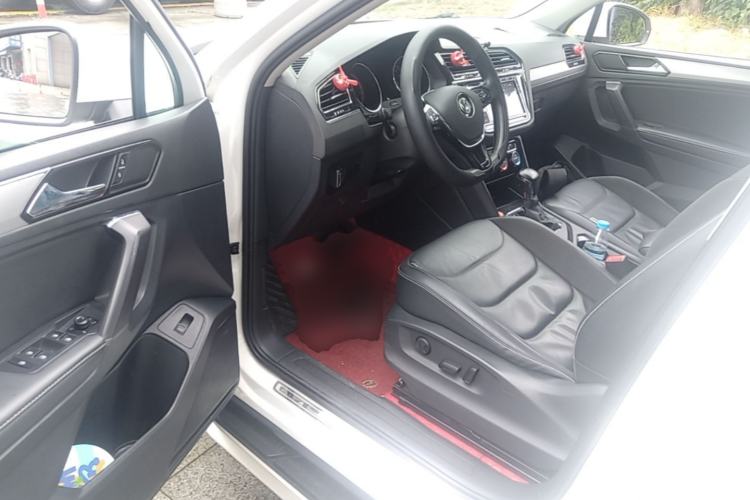 Used Volkswagen Tiguan L 2019 330TSI Automatic Two-Wheel Drive Smart Luxury Version China V Emission Standard Driver Seat