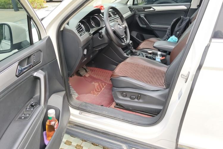 Used Volkswagen Tiguan L 2019 330TSI Automatic Two-Wheel Drive Panoramic Comfort Edition China VI Standard Driver Seat