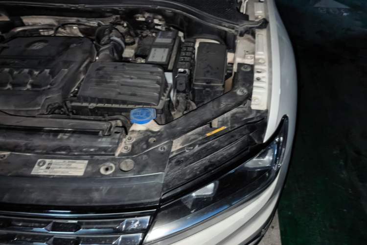 Used Volkswagen Tiguan L 2019 330TSI Automatic Two-Wheel Drive Panoramic Comfort Edition China VI Standard Engine Bay Left