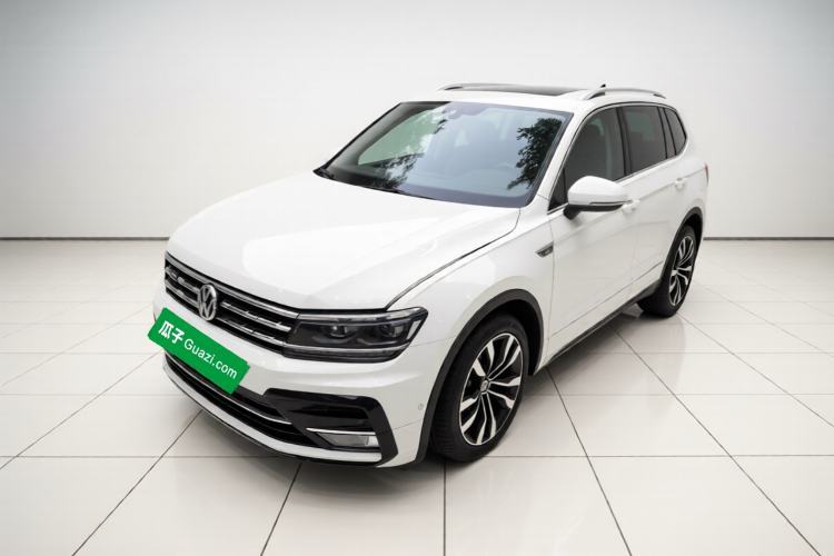 Volkswagen Tiguan L 2019 Restyled 330TSI Automatic Two-Wheel Drive R-Line Flagship Version China VI Standard с пробегом Guazi used car, China used car export, Used car for sale, Used cars, Cheapest cars for sale