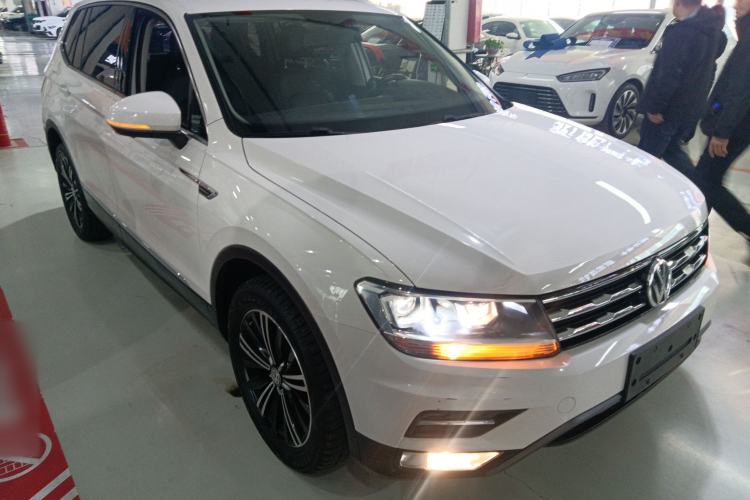 Used Volkswagen Tiguan L 2019 Updated Version 330TSI Automatic Two-Wheel Drive Panoramic Comfort Edition China VI Standard Exterior 1