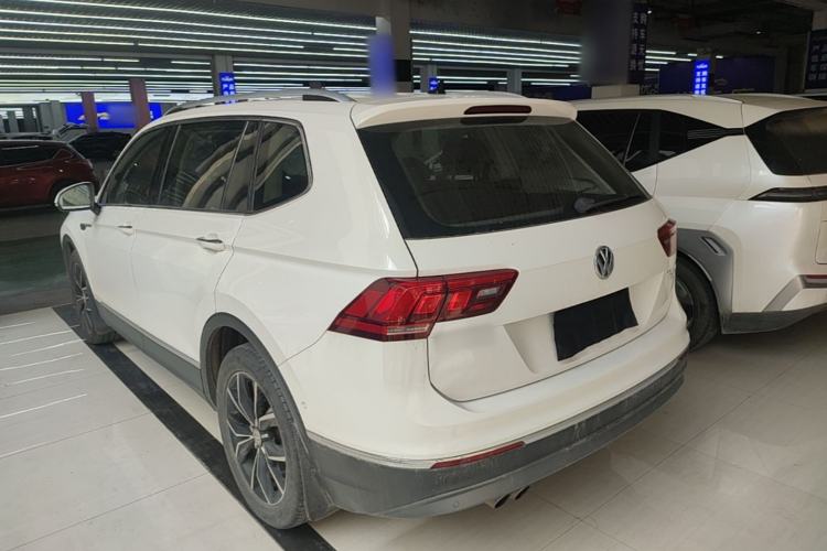 Used Volkswagen Tiguan L 2019 Revised 330TSI Automatic Two-Wheel Drive Smart & Luxury Edition China VI Standard Exterior 2