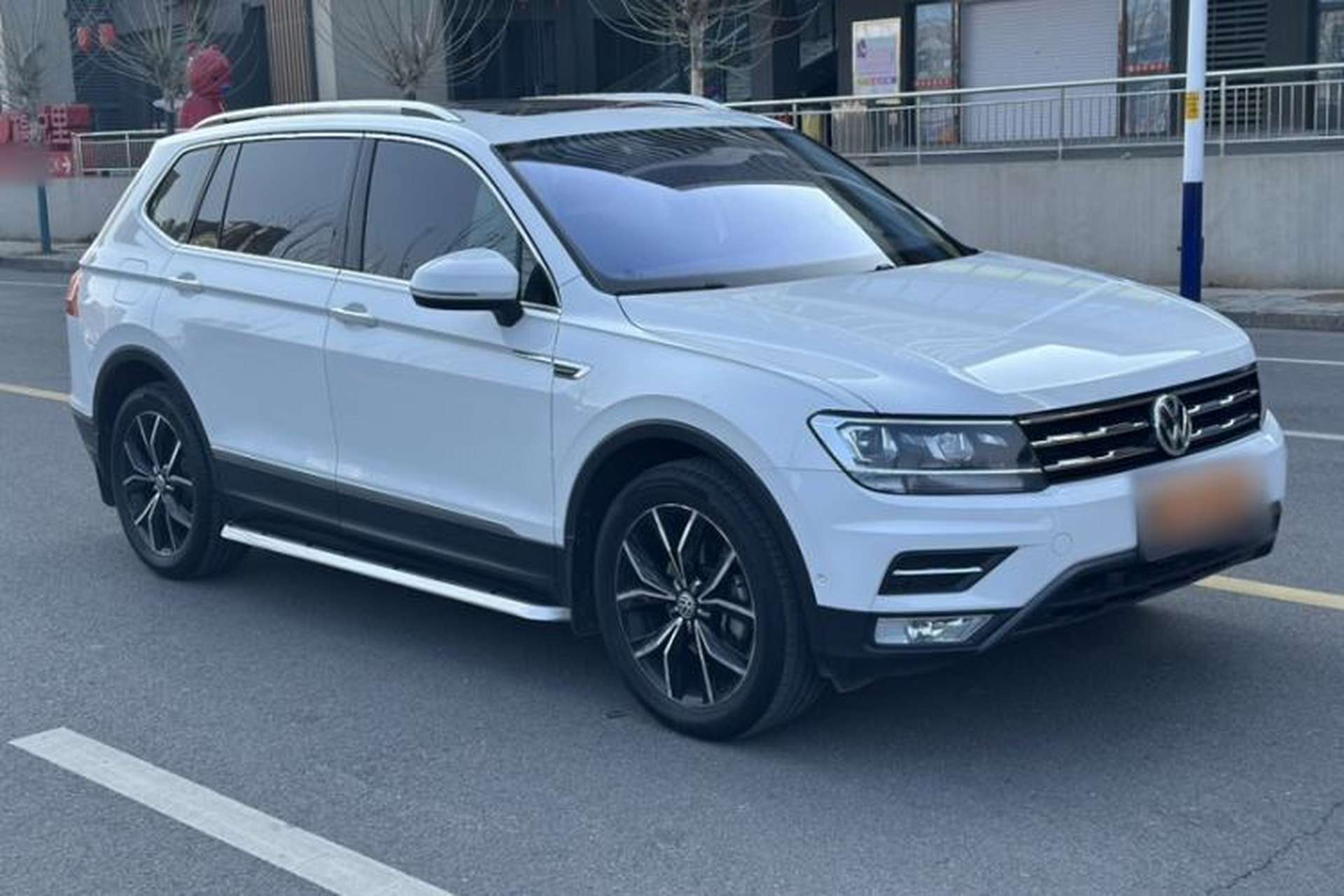Used Volkswagen Tiguan L 2019 330TSI Automatic Two-Wheel Drive Smart Luxury Version China VI Standard Exterior 3