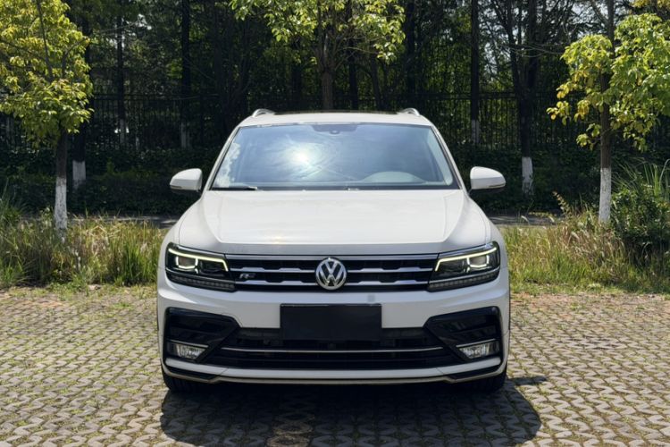 Used Volkswagen Tiguan L 2019 380TSI Automatic All-Wheel Drive R-Line Flagship 7-Seater China VI Standard Exterior 3