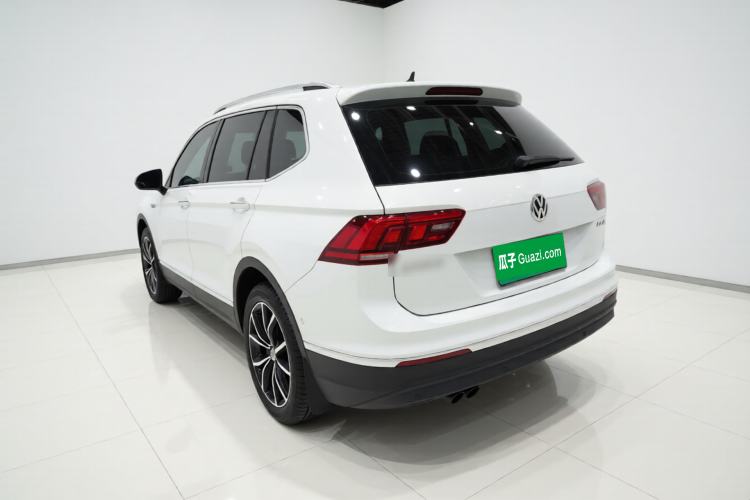 Used Volkswagen Tiguan L 2019 330TSI Automatic Two-Wheel Drive Smart Luxury Version China VI Standard Exterior 3