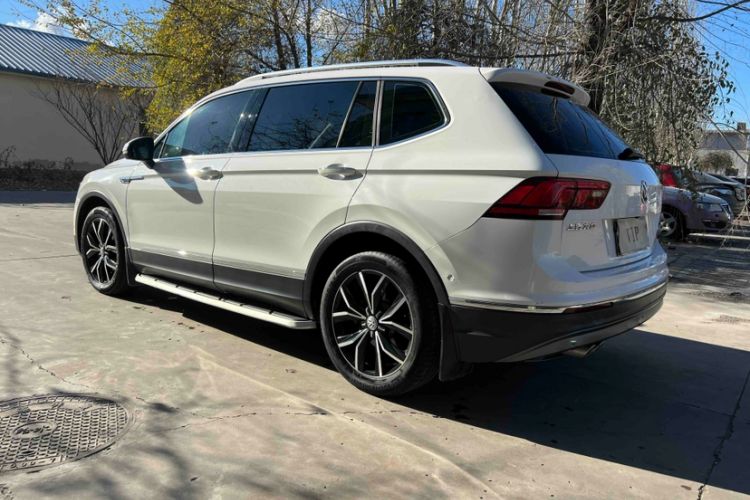 Used Volkswagen Tiguan L 2019 330TSI Automatic Two-Wheel Drive Smart Luxury Version China VI Standard Exterior 3