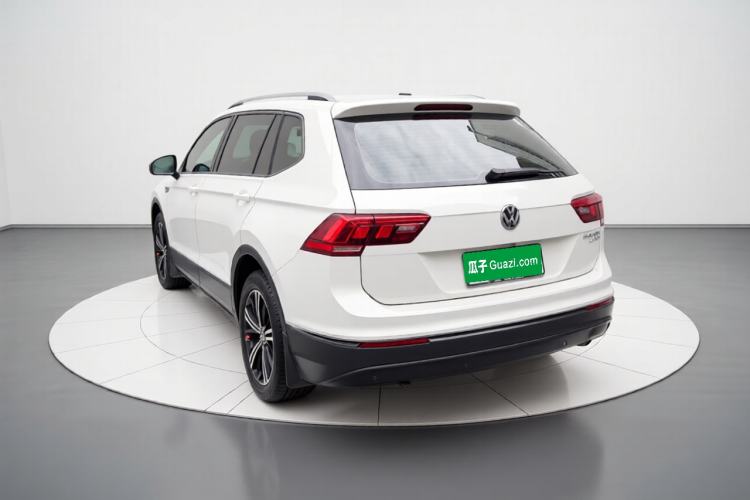 Used Volkswagen Tiguan L 2019 280TSI Automatic Two-Wheel Drive Panoramic Comfort Edition China V Standard Exterior 3