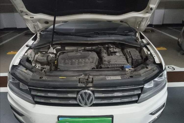 Used Volkswagen Tiguan L 2019 330TSI Automatic Two-Wheel Drive Panoramic Comfort Edition China V Standard Exterior 3