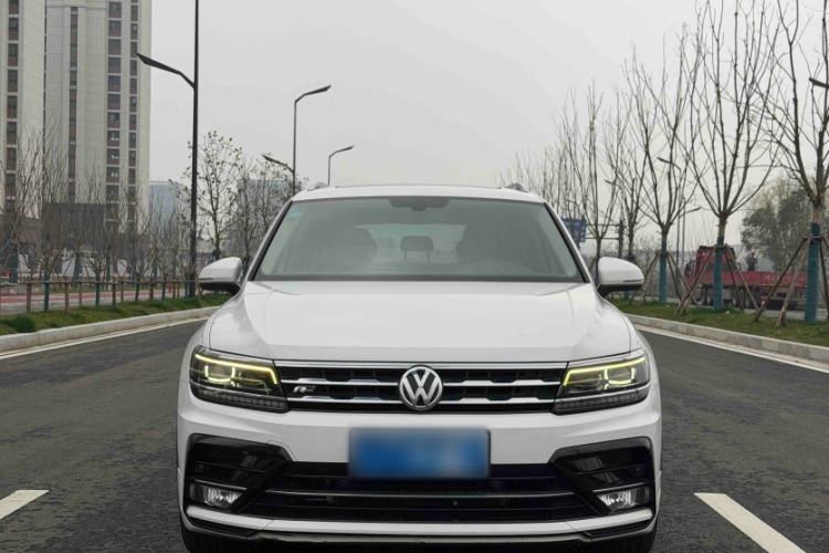 Used Volkswagen Tiguan L 2019 330TSI Automatic Two-Wheel Drive R-Line Flagship Edition China V Standard Exterior 4