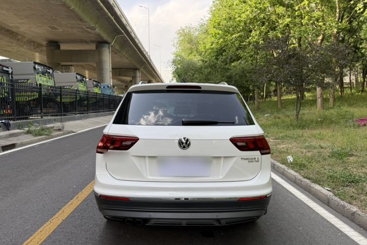 Used Volkswagen Tiguan L 2019 Revised 330TSI Automatic Two-Wheel Drive Smart & Luxury Edition China VI Standard Exterior 4