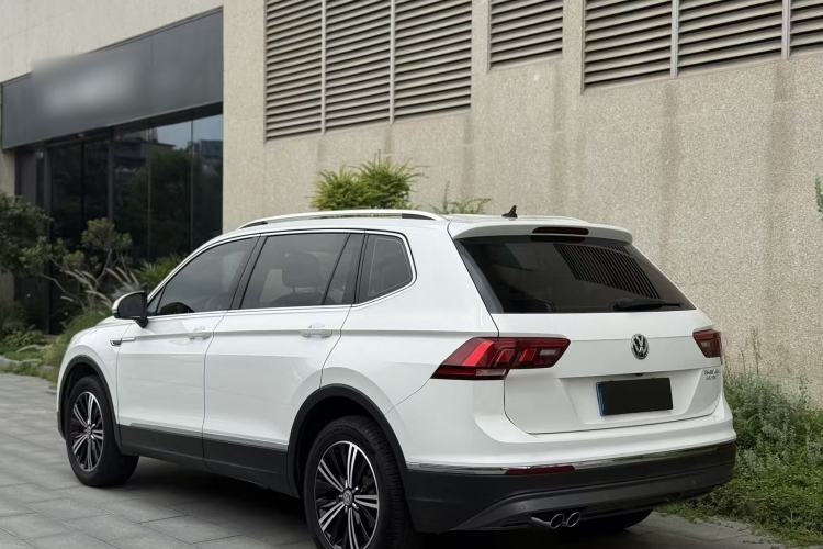 Used Volkswagen Tiguan L 2019 Updated Version 330TSI Automatic Two-Wheel Drive Panoramic Comfort Edition China VI Standard Exterior 4