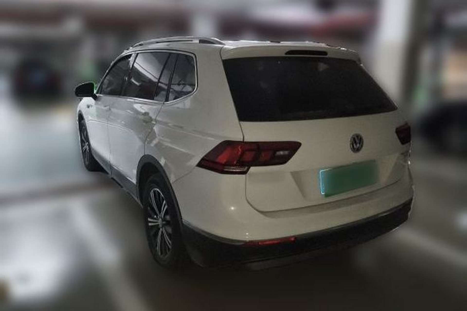 Used Volkswagen Tiguan L 2019 330TSI Automatic Two-Wheel Drive Panoramic Comfort Edition China V Standard Exterior 4