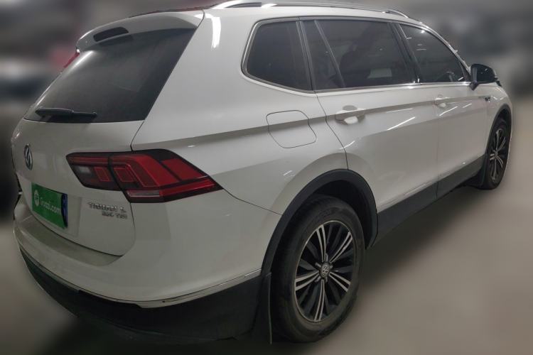Used Volkswagen Tiguan L 2019 Updated Version 330TSI Automatic Two-Wheel Drive Panoramic Comfort Edition China VI Standard Exterior 5