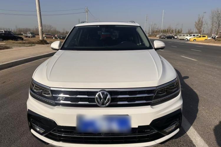 Used Volkswagen Tiguan L 2019 Restyled 330TSI Automatic Two-Wheel Drive R-Line Flagship Version China VI Standard Exterior 5