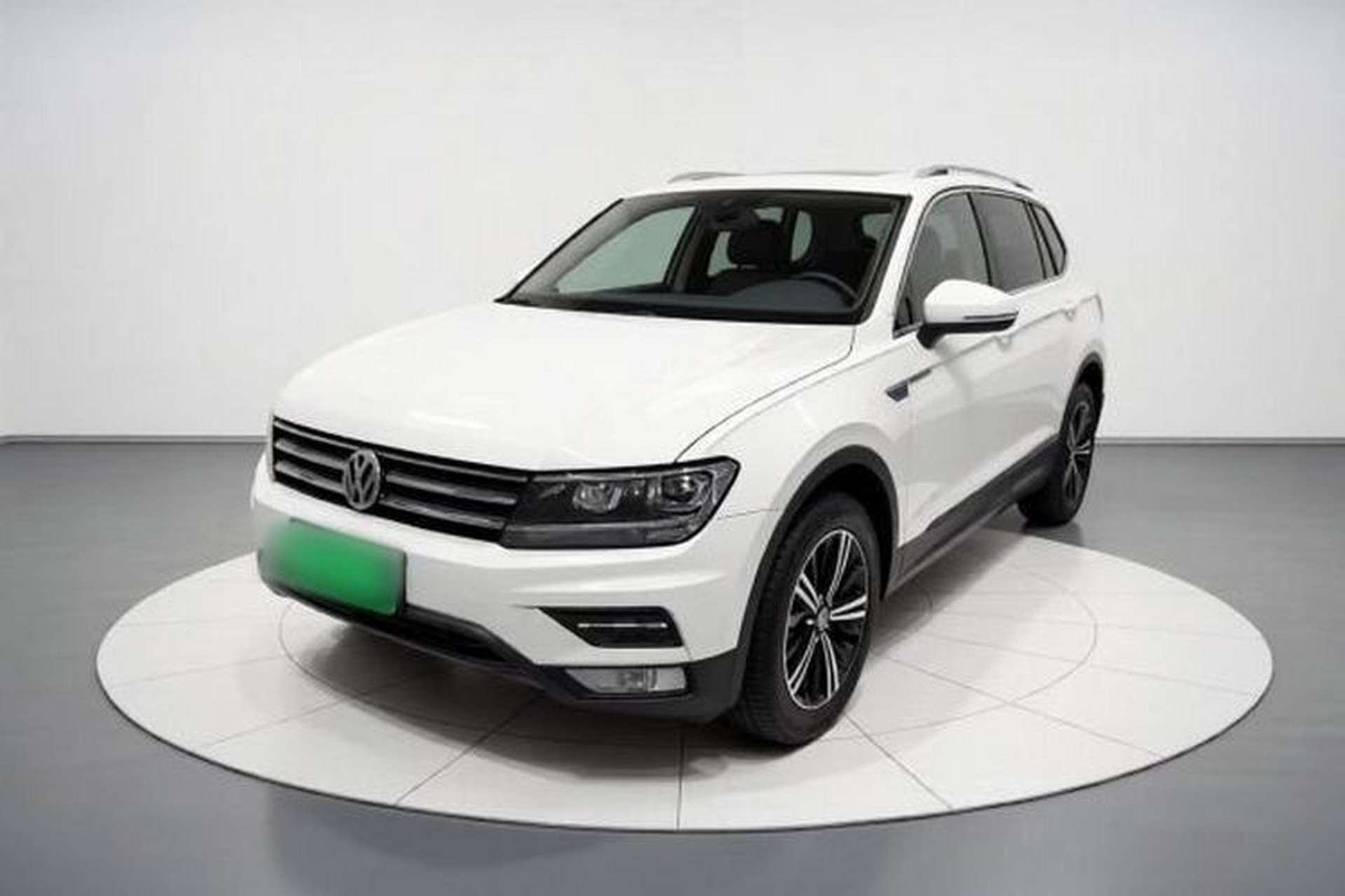 Used Volkswagen Tiguan L 2019 330TSI Automatic Two-Wheel Drive Panoramic Comfort Edition China V Standard Exterior 5