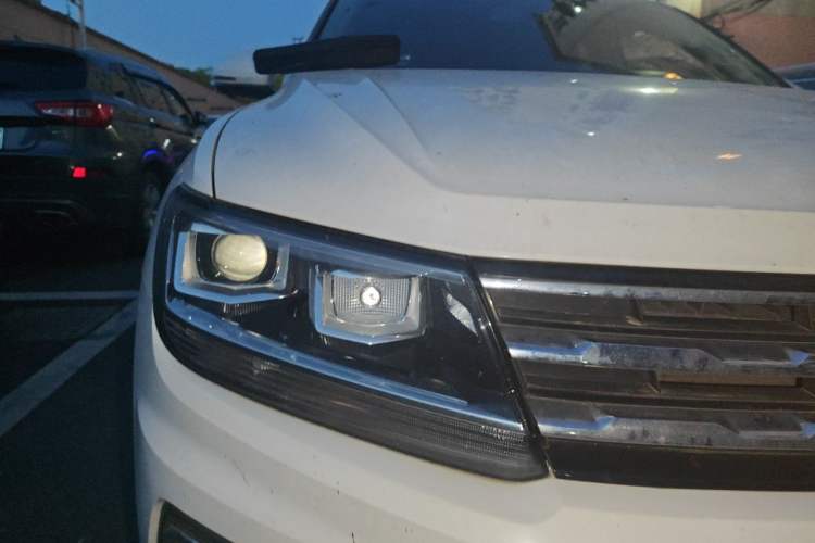 Used Volkswagen Tiguan L 2019 330TSI Automatic Two-Wheel Drive Panoramic Comfort Edition China V Standard Exterior 6