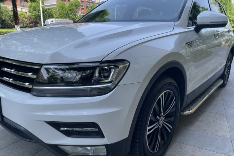 Used Volkswagen Tiguan L 2019 330TSI Automatic Two-Wheel Drive Panoramic Comfort Edition China VI Standard Exterior 8