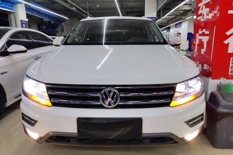 Used Volkswagen Tiguan L 2019 Revised 330TSI Automatic Two-Wheel Drive Smart & Luxury Edition China VI Standard Front