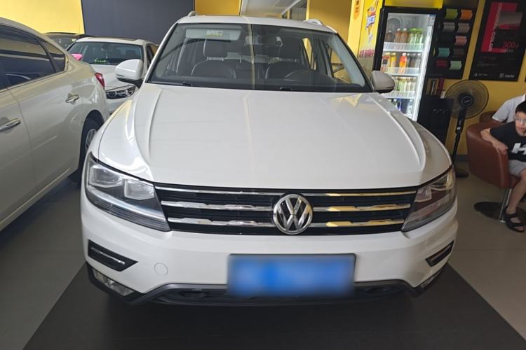 Used Volkswagen Tiguan L 2019 Updated Version 330TSI Automatic Two-Wheel Drive Panoramic Comfort Edition China VI Standard Front