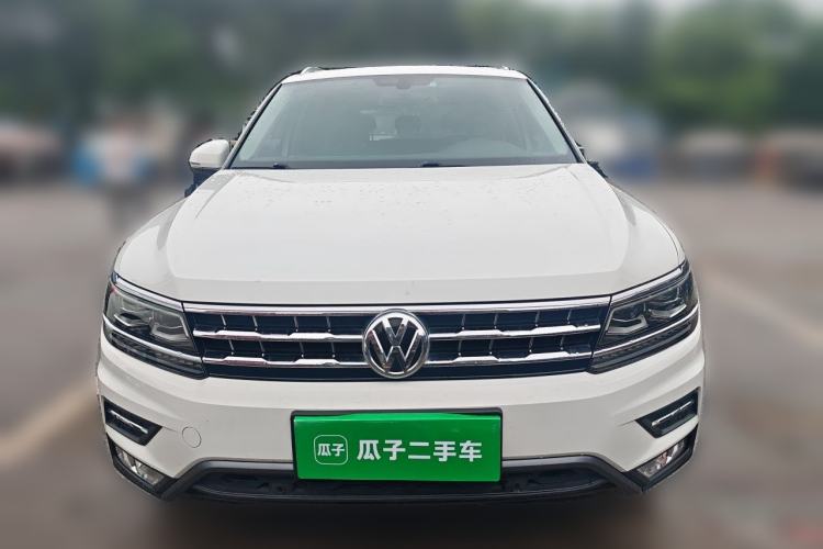Used Volkswagen Tiguan L 2019 380TSI Automatic All-Wheel Drive Luxury Edition with 7 Seats China VI Standard Front