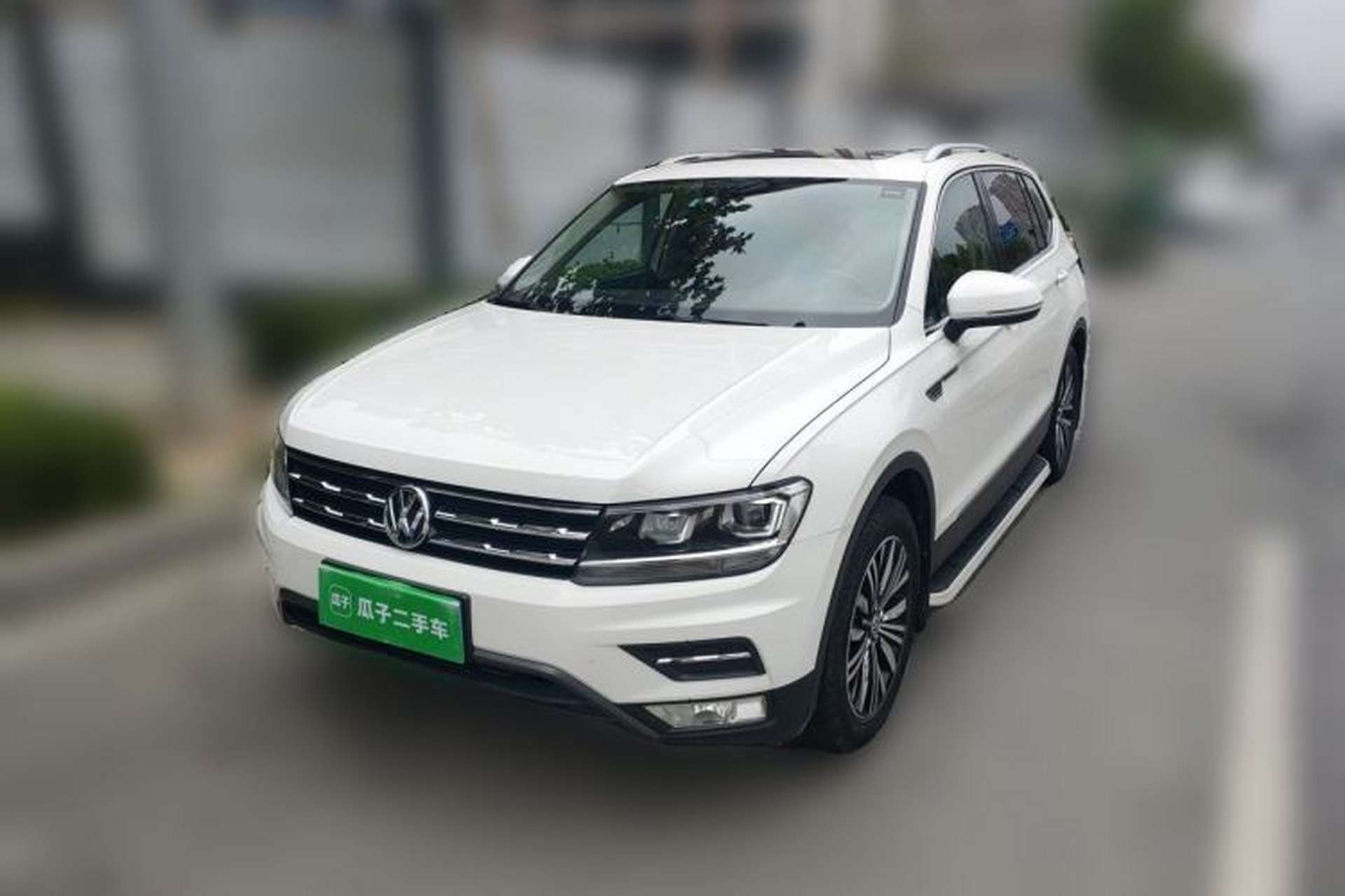 Used Volkswagen Tiguan L 2019 330TSI Automatic Two-Wheel Drive Panoramic Comfort Edition China VI Standard Front Left 45 Deg