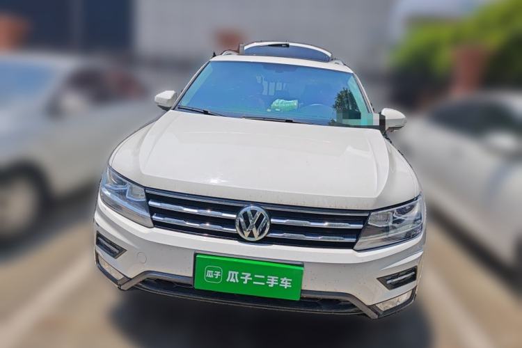 Used Volkswagen Tiguan L 2019 Revised Version 330TSI Automatic Two-Wheel Drive Panoramic Comfort Edition China V Standard Front