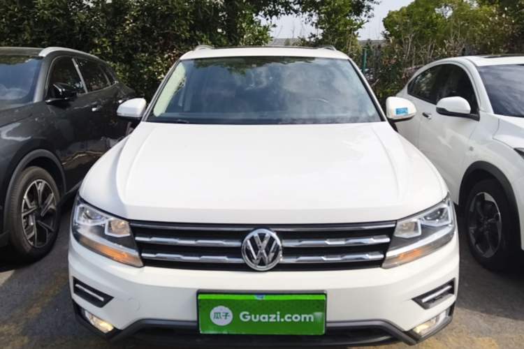 Used Volkswagen Tiguan L 2019 Updated Version 330TSI Automatic Two-Wheel Drive Panoramic Comfort Edition China VI Standard Front