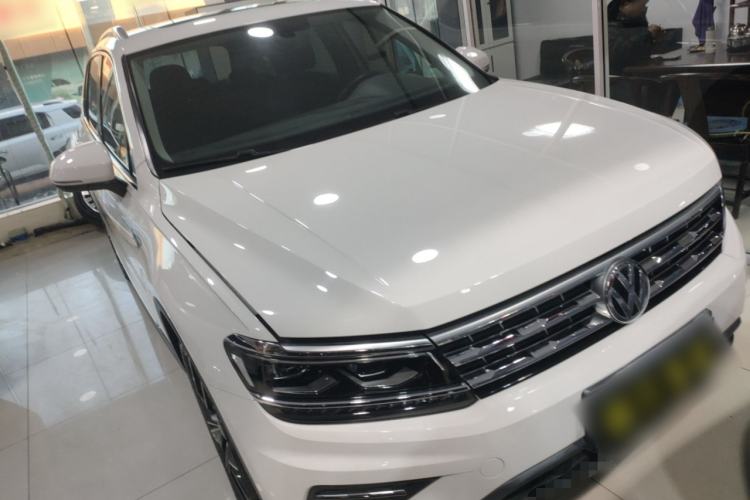 Used Volkswagen Tiguan L 2019 330TSI Automatic Two-Wheel Drive Smart Luxury Version China V Emission Standard Front Right 45 Deg