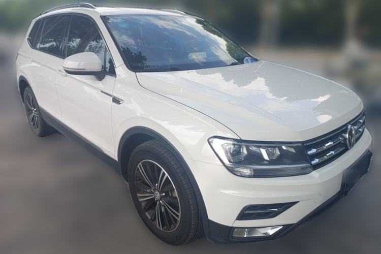 Used Volkswagen Tiguan L 2019 Updated Version 330TSI Automatic Two-Wheel Drive Panoramic Comfort Edition China VI Standard Front Right 45 Deg
