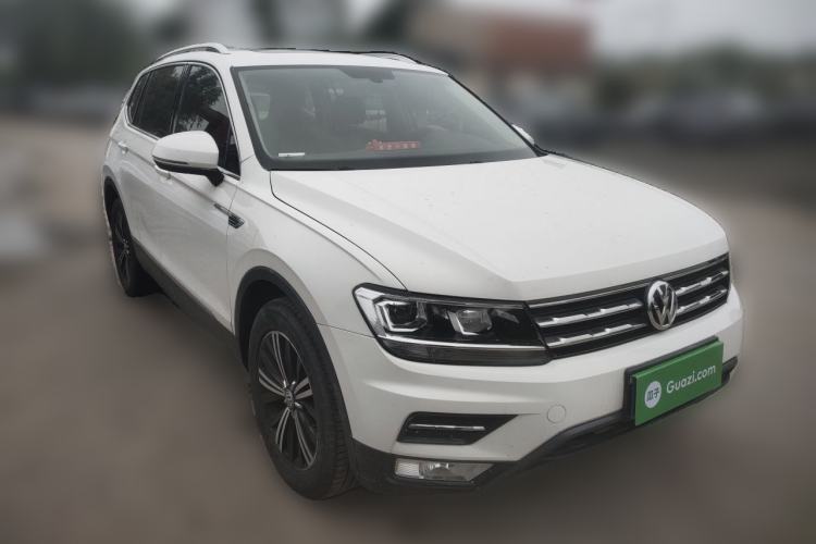 Used Volkswagen Tiguan L 2019 330TSI Automatic Two-Wheel Drive Panoramic Comfort Edition China V Standard Front Right 45 Deg