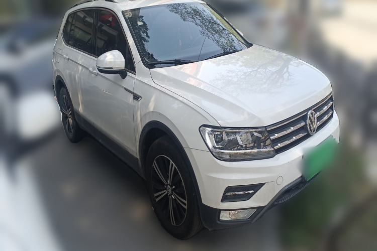 Used Volkswagen Tiguan L 2019 Revised Version 330TSI Automatic Two-Wheel Drive Panoramic Comfort Edition China V Standard Front Right 45 Deg