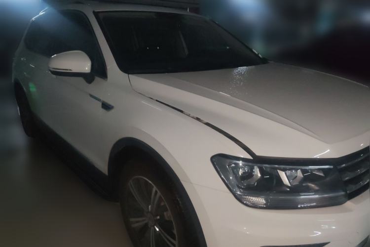 Used Volkswagen Tiguan L 2019 280TSI Automatic Two-Wheel Drive Panoramic Comfort Edition China V Standard Front Right 45 Deg