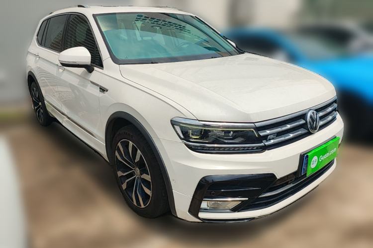 Used Volkswagen Tiguan L 2019 330TSI Automatic Two-Wheel Drive R-Line Flagship Model China VI Standard Front Right 45 Deg