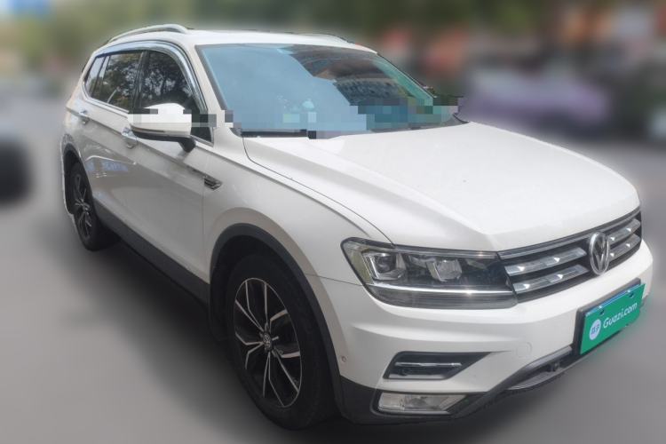 Used Volkswagen Tiguan L 2019 330TSI Automatic Two-Wheel Drive Smart Luxury Version China V Emission Standard Front Right 45 Deg