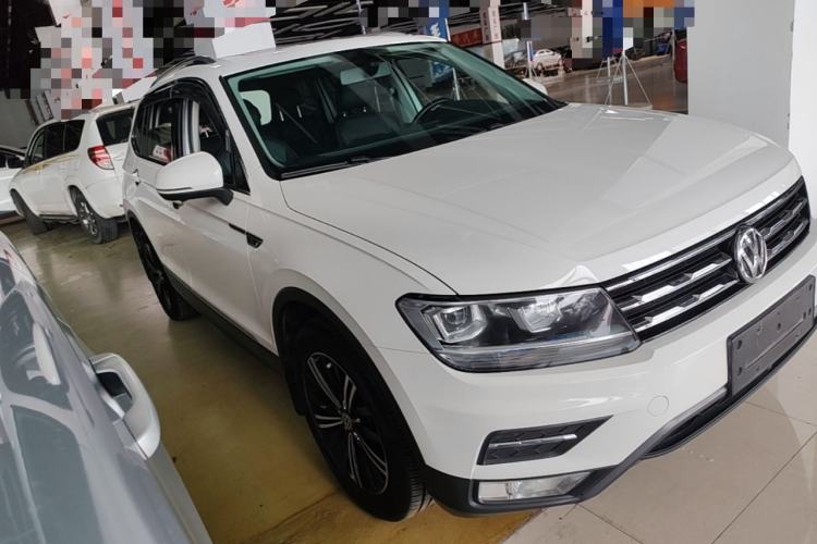 Used Volkswagen Tiguan L 2019 Updated Version 330TSI Automatic Two-Wheel Drive Panoramic Comfort Edition China VI Standard Front Right 45 Deg